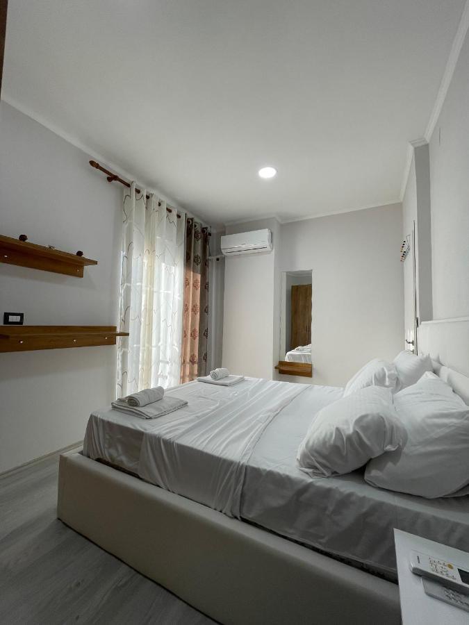 Stone City Apartament Apartment จีโรคาสเตอร์ ภายนอก รูปภาพ
